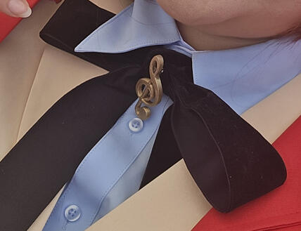 Meiko Brooch (Model/Print)